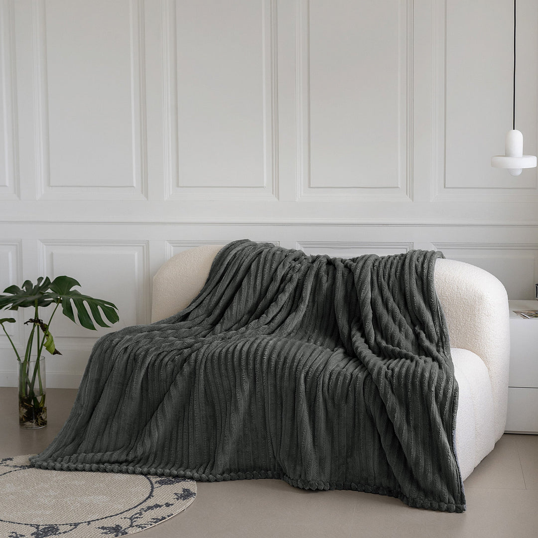 Charcoal Grey Super Chunky Cord Faux Mink Blanket