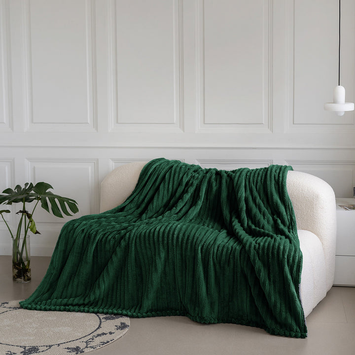 Emerald Super Chunky Cord Faux Mink Blanket