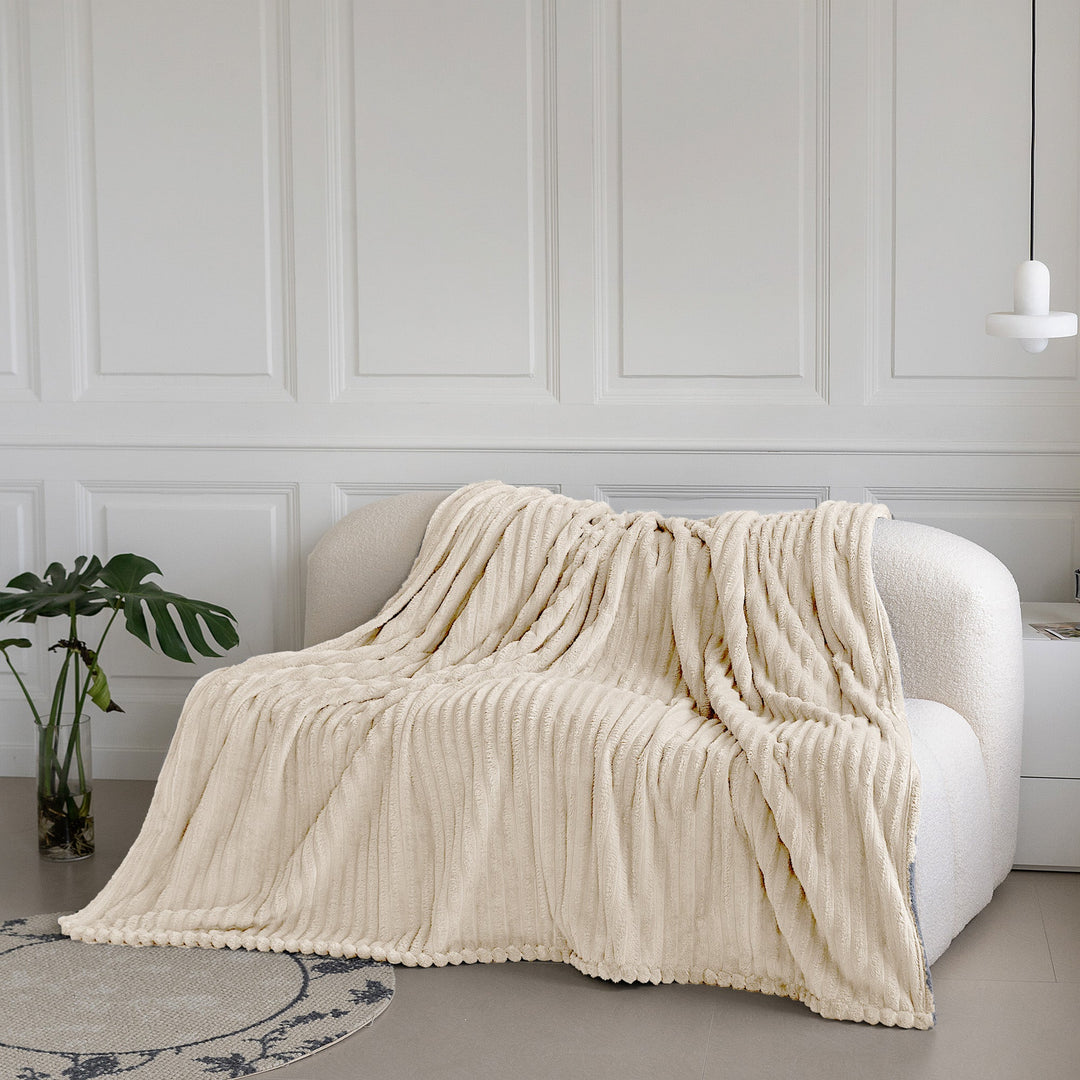 Ivory Super Chunky Cord Faux Mink Blanket