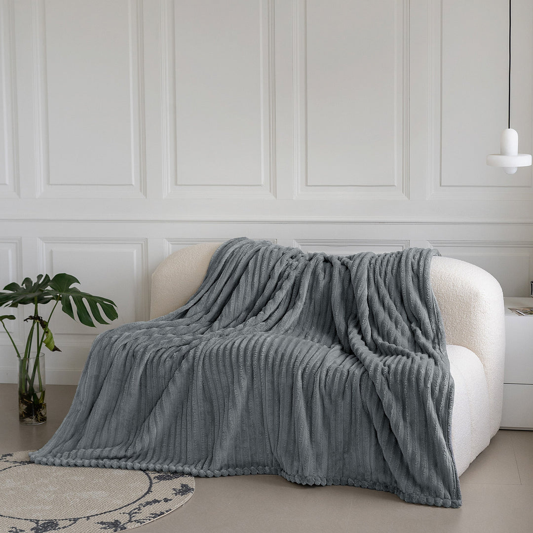 Silver Super Chunky Cord Faux Mink Blanket