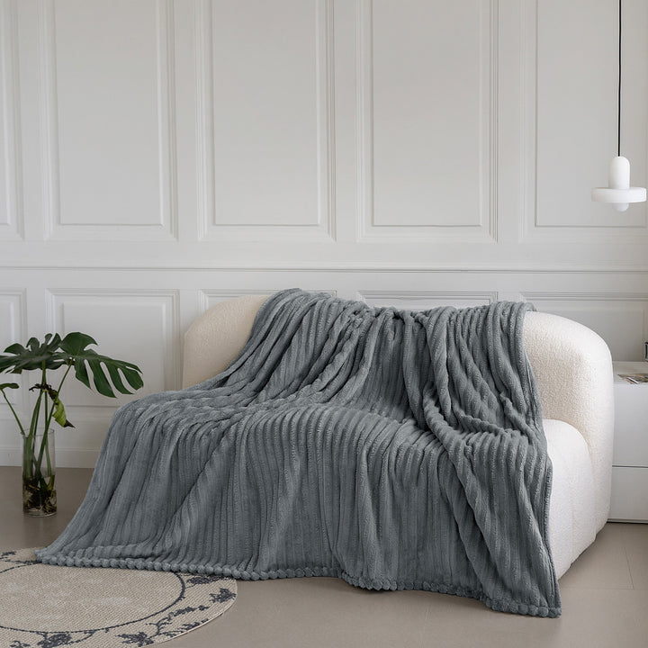 Silver Super Chunky Cord Faux Mink Blanket