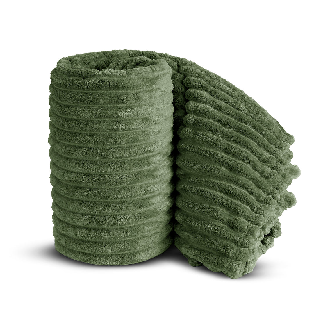 Olive Super Chunky Cord Faux Mink Blanket